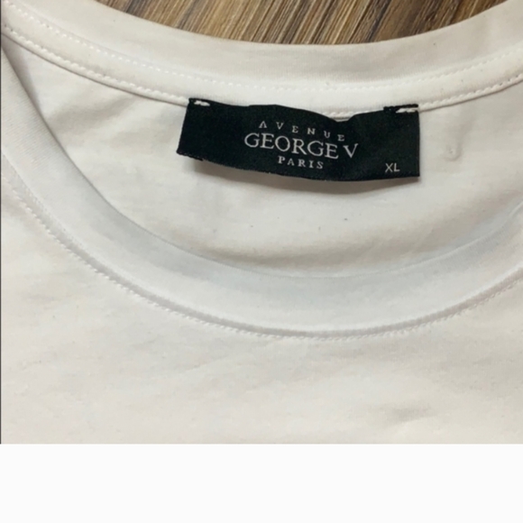 Avenue Georgia V Paris Luxury Tiger T Shirt Men has some staining - Picture 7 of 10